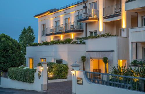 Desenzano del Garda Hotel | Villa Rosa Hotel Desenzano