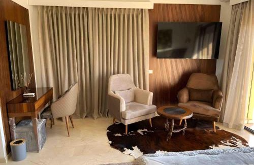 Ouahat Sidi Brahim Villa | Villa Royal with Private Pool, SPA and VIP Concierge