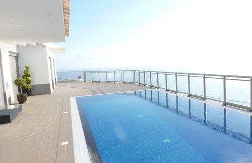 Paul do Mar House | Villa São Lourenço by LovelyStay