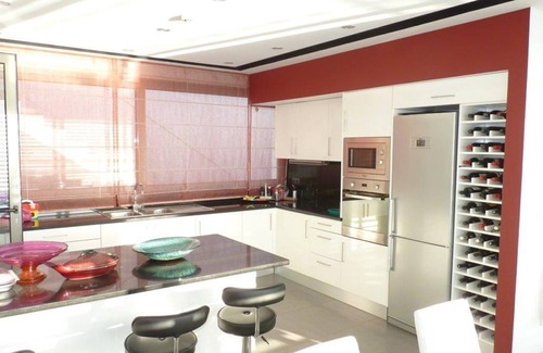 Paul do Mar House | Villa São Lourenço by LovelyStay