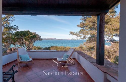 Tiriddo Villa | Villa Sandalia - 10m to the beach
