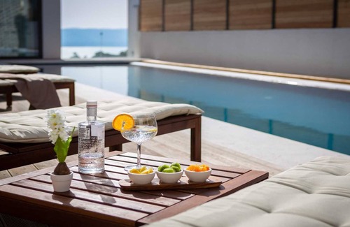 Marusici Villa | Villa Senzea - modern villa with heated pool, gym, sauna, jacuzzi and sea views