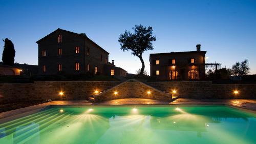 SantʼAngelo in Pontano Villa | Villa Serena - Homelike Villas