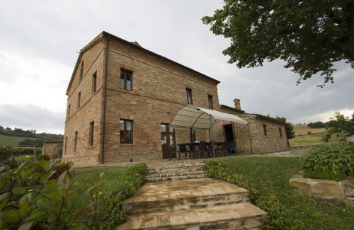 SantʼAngelo in Pontano Villa | Villa Serena - Homelike Villas