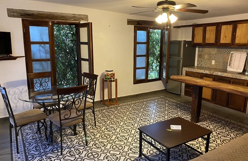 Downtown Mazatlan Apartment | Villa Serena Centro Histórico