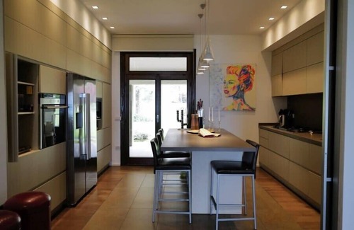 Besozzo Villa | Villa Serenity