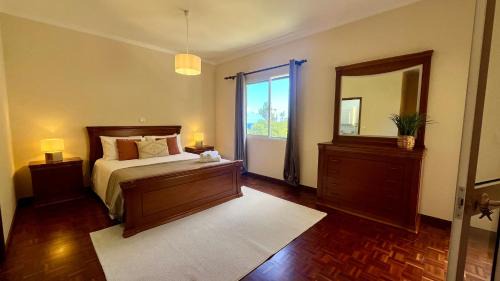 Ponta Delgada House | Villa Serrão, By OP