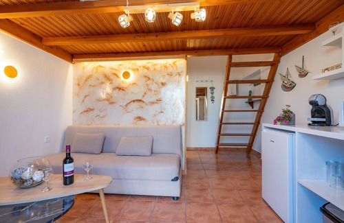 Imerovigli Apartment | Villa Sertis Santorini