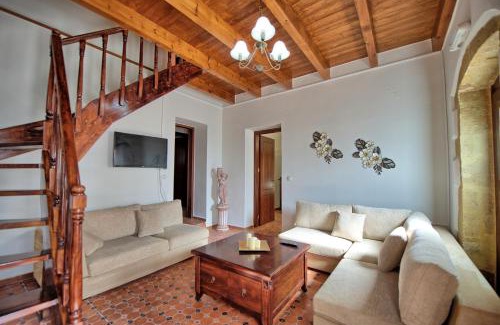 Melissourgio Villa | Villa Sevi Grande by PosarelliVillas