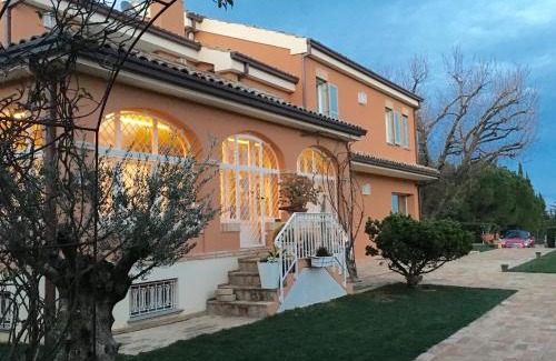 Civitanova Alta Bed & Breakfast | Villa Silvio