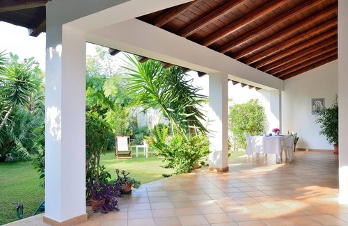 Santa Maria del Focallo Villa | VILLA SOLE WITH DIRECT ACCESS TO THE FINISH SAND BEACH AND THE SEA