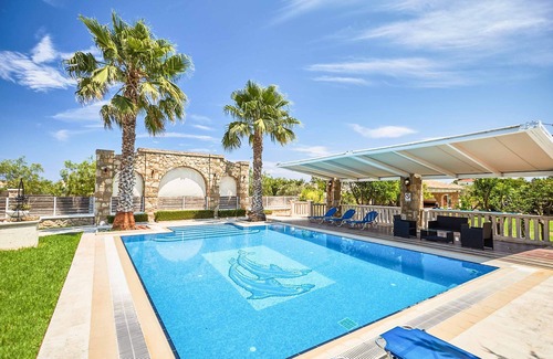 Drosia Villa | Villa St Dennis - Three Bedroom Villa, Sleeps 6