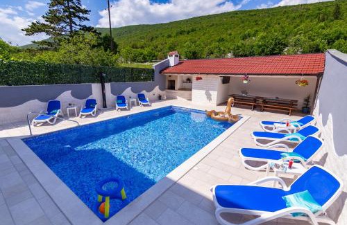 Slivno Villa | VILLA STARS HILL WITH HEATING POOL and JACUZZI - MAKARSKA