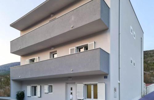 Slivno Villa | VILLA STARS HILL WITH HEATING POOL and JACUZZI - MAKARSKA