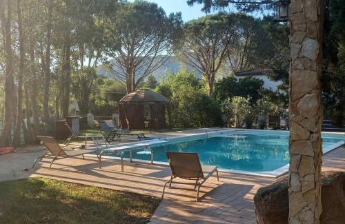 Villaggio delle Mimose Villa | VILLA STRAVANATA - Large Pool, Car and Large Whirlpool Jacuzzi