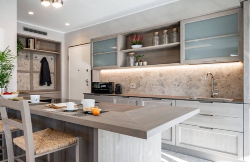 Dervio Villa | Villa Sunrise with pool and large private garden - few step from the beach