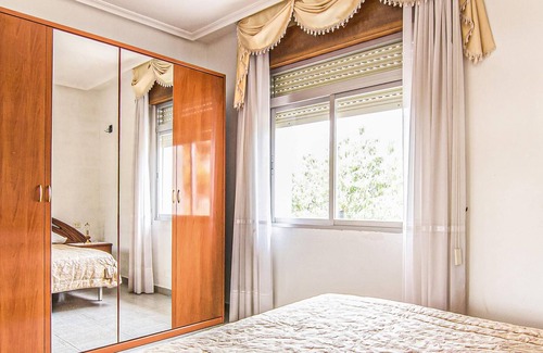 Verin House | Villa surrounded by vineyards, with a river in the area where you can swim.