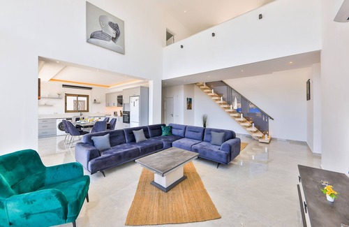 Sarıbelen Villa | Villa Taha - Conservative Luxury and Comfort Villa in the Salibalen