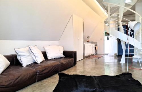 Ognina Villa | Villa Tepee