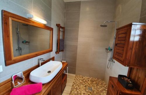 Etang Sale Les Bains Villa | Villa Ti MARTIN