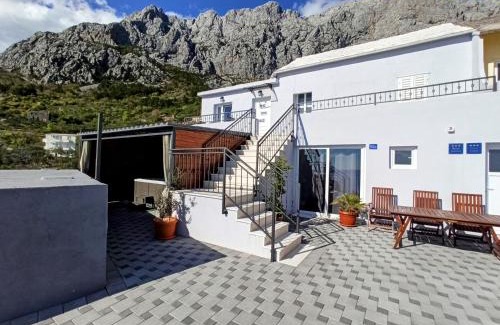 Veliko Brdo Villa | Villa TOP HILL with Private Pool