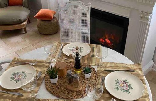 West Palm Beach Villa | Villa Tropicale in lush garden