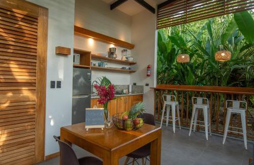Chiguata House | Villa Tucán Pool - 10-Min Walk to Shore