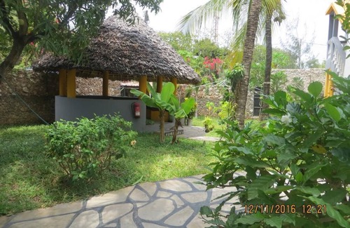 Watamu Villa | Villa Tuffah 3 Minutes Walk to the Beach - The Villa Comprises