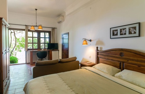 Mesudiye House | Villa Vino