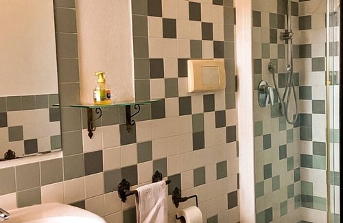 S'oru e Mari House | Villa with direct beach access, St. Andrew's