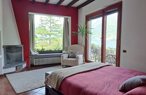 Brienno Villa | Villa with lake access (VILLA DONATI)