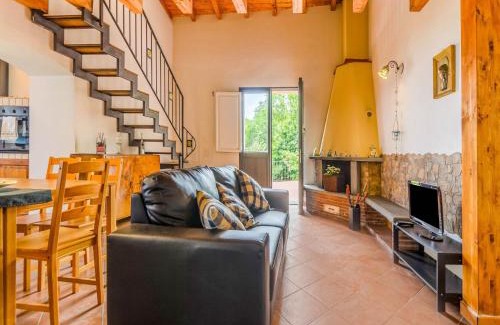 Mascali Villa | Villa with pool and panoramic surroundings