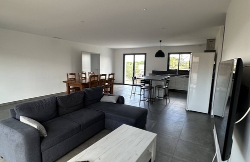 Vendemian Villa | Villa with pool in a quiet village in central Hérault