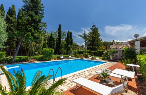 Palermo Villa | VILLA with pool in Mondello 15 people