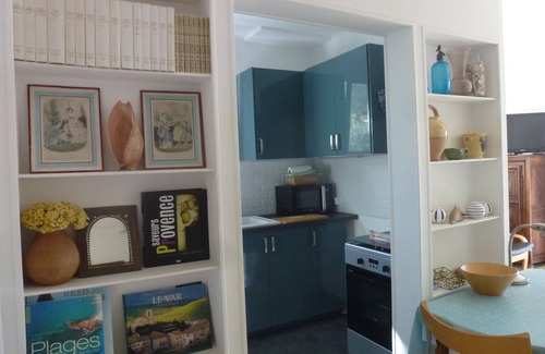 Le Pradet Villa | Villa with private pool . Seaside and countryside. Beach 10 min walk.