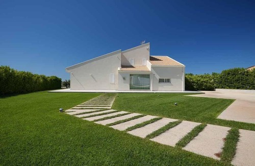 Modica Apartment | Villa with swimming pool in the Modica countryside