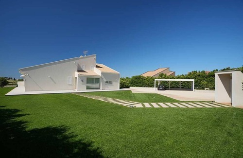 Modica Apartment | Villa with swimming pool in the Modica countryside