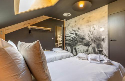 Ortheuville House | Villa Wood - Gîte de prestige en Ardennes - 10 personnes - Sauna, jacuzzi, piscine et billard