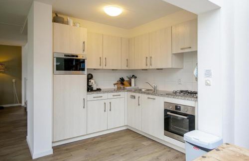 Julianadorp aan zee House | Villa Zeewind met sauna - Landal park Ooghduyne Julianadorp aan Zee
