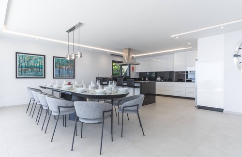 Tabua Villa | Villa Zenha by Atlantic Holiday