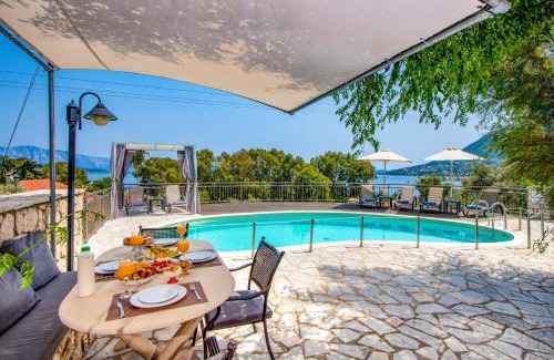 Episkopos Villa | Villa Zogianna by Villa Plus