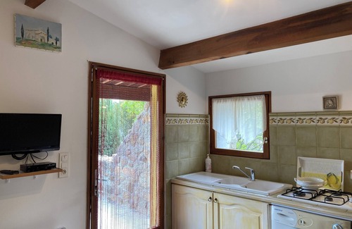 Santa-Maria-Siche House | Village house with terrace, a real love nest.