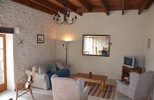 Beauville House | Village House with garden and private pool in a charming Bastide Village