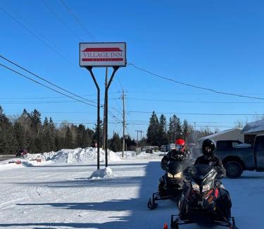 Lively Hotel | Village Inn & Suites - Sudbury