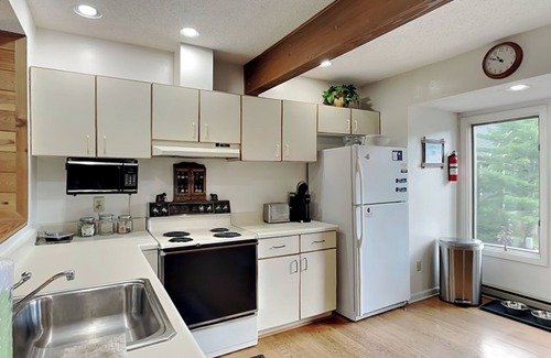 McHenry House | Villages of Wisp 14 Winding Way