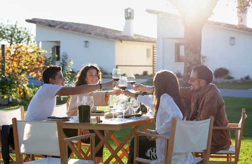 Banos de Rioja Villa | Villas Finca La Emperatriz