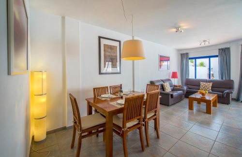 Playa Blanca Villa | Villas Puerto Rubicon