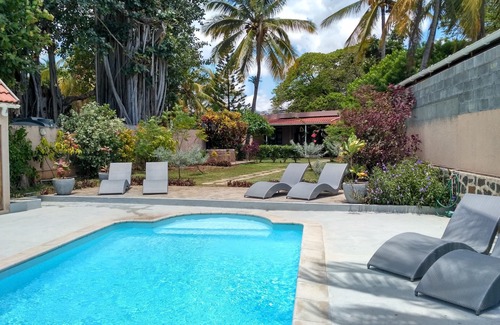 Flic-en-Flac Villa | Villasun Beachfront Villa