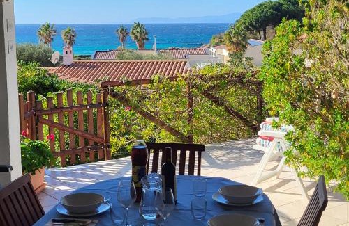 Geremeas House | Villetta Celeste - vista mare a 80metri dalla spiaggia