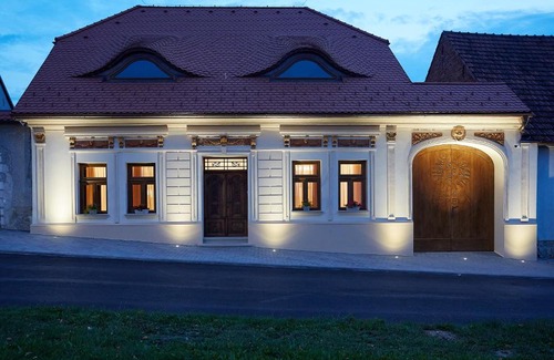 Perna House | Vinařský dům, Vinařství Popela Perná